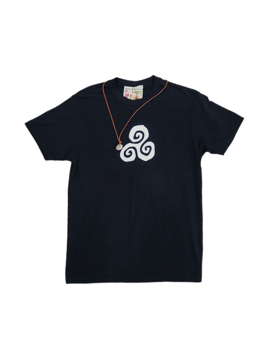 Soft Debris Black T-shirt w/Necklace