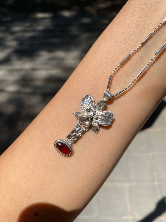 Flor de Loto Necklace