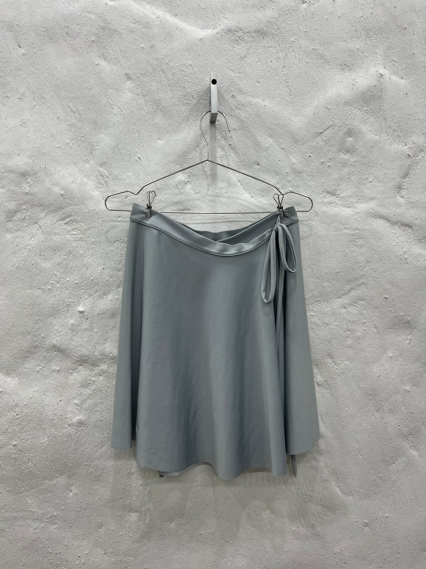 Falda Envolvente Lycra Gris